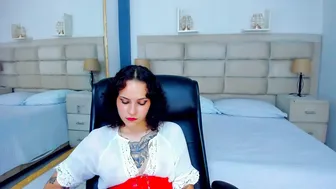 annythomsonn recorded nude video 332055
