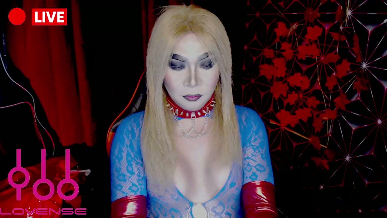 Medusaprey cam sex porn posing on webcam