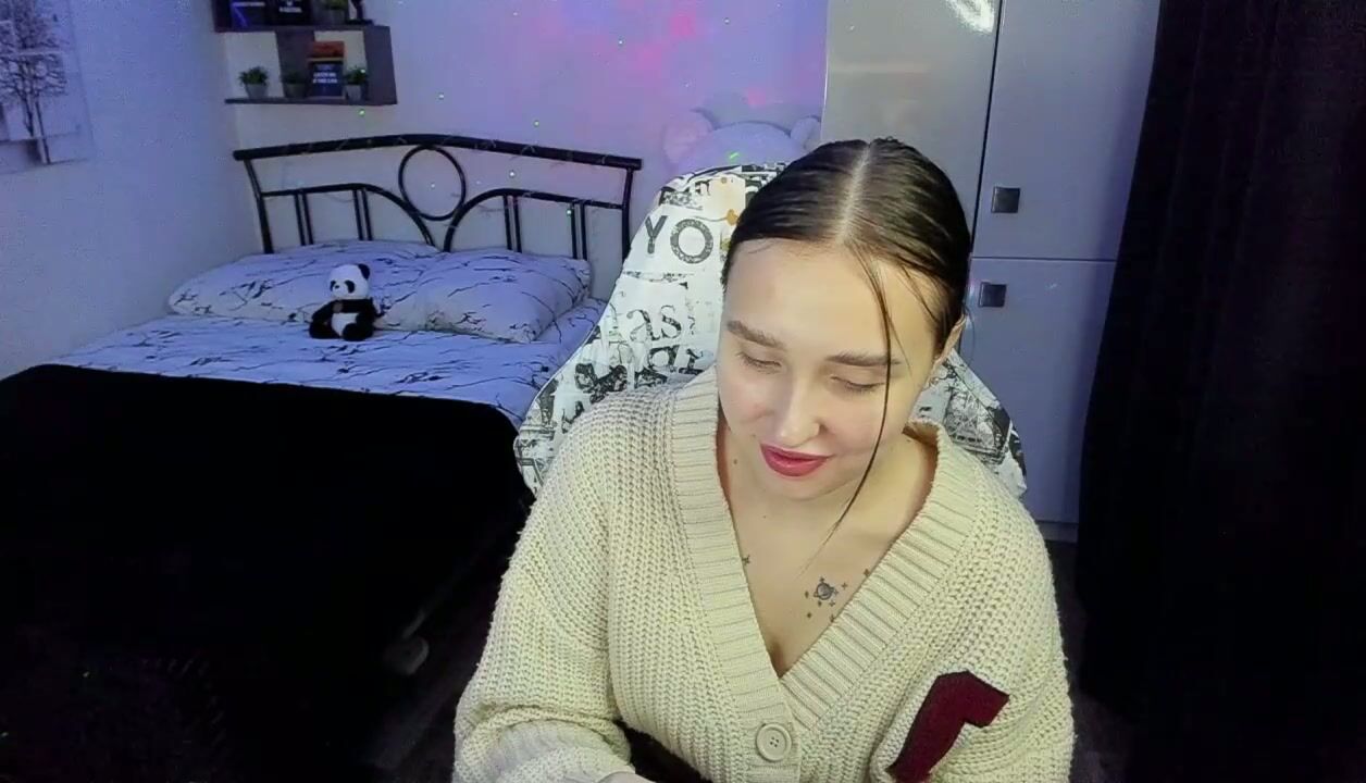 Linatruly smile 11-Nov-25