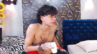 Harry_jhonsonn porn cam chat 11-Nov-25