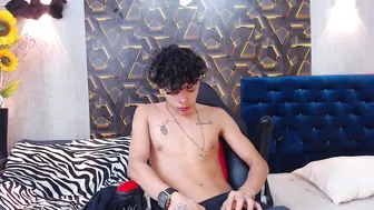 harry_jhonsonn recorded nude video 332395