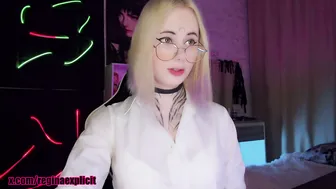 snake_bites recorded nude video 332419