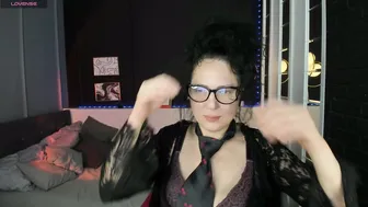 Anita_muse (11-11-2025)