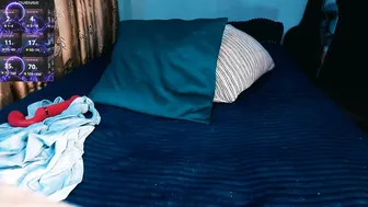 Ftmblueyes live cam video (11/11/2025)