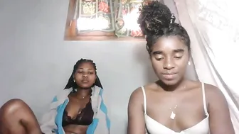 elia011 sex cam 11-11-2025