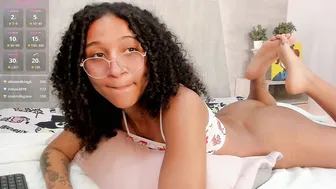 layla_clarke nude cam video (11/11/2025)
