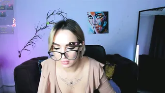 angel_void recorded nude video 333927