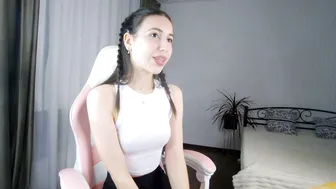 lesliestein 18 11/11/2025