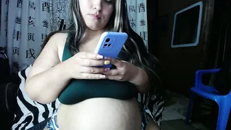 Curvy_emma0 posing on cam 12-Nov-25