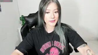 kat_apple latex - (11-12-2025)