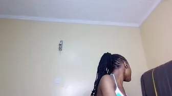 Mona_luv1 deepthroat porn cam chat