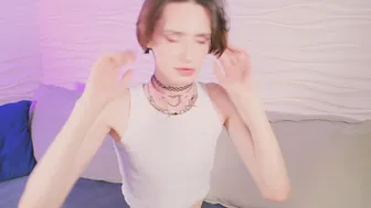 kira_long recorded nude video 337110
