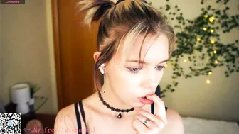 Liliandaniels squirt nude on cam