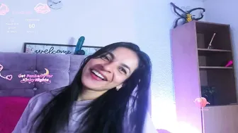karol_rose12 skinny webcam
