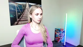 erikagavin shy - (11-12-2025)