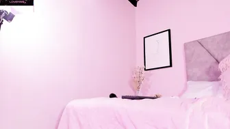 emilyh_ webcam 12-Nov-25