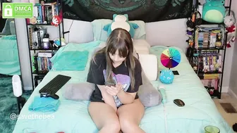 savethebea recorded nude video 338945