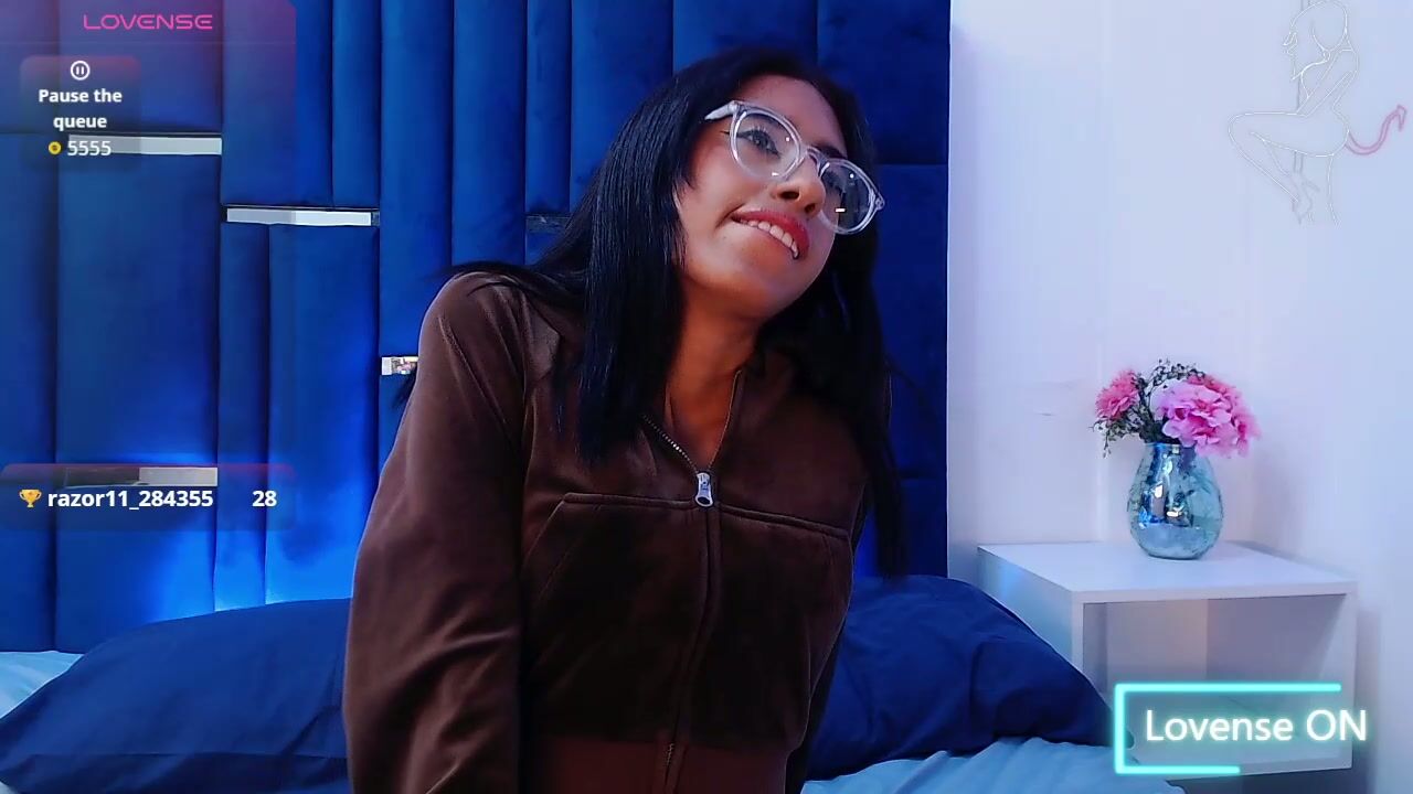 Lovely_kitten_ 12-Nov-2025