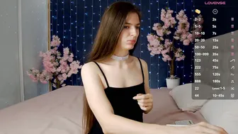 _mirror_girl 18-May-2025