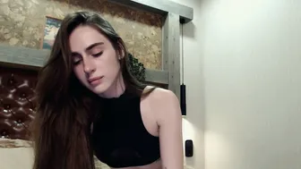 Cuterebelious amateur webcam video (05-18-2025)