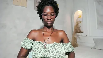 tahira_21 ebony (05/18/2025)