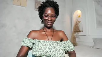 tahira_21 ebony (05/18/2025)