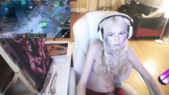 tinykylie gaming cam porn
