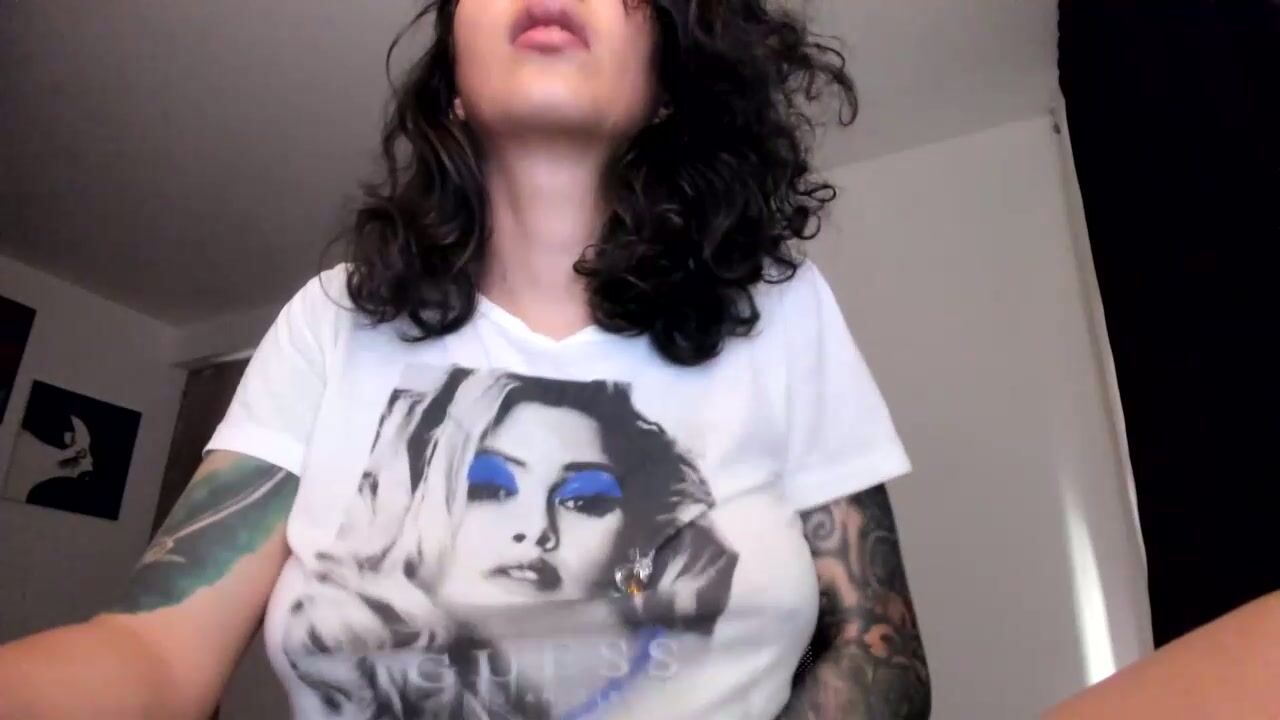 Barbiecumhott live cam video 20-May-2025