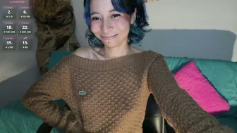 Yourlittle_cherry cam sex chat 11-13-2025