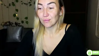 ay_kiss_jully recorded nude video 340670