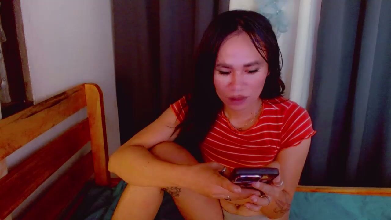 Urlovely_che sex chat 11-13-2025