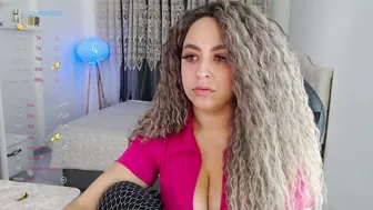 _just_a_queen_3 porn video chat (11-13-2025)