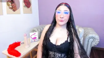 Natalymeyer curvy 13 November 2025