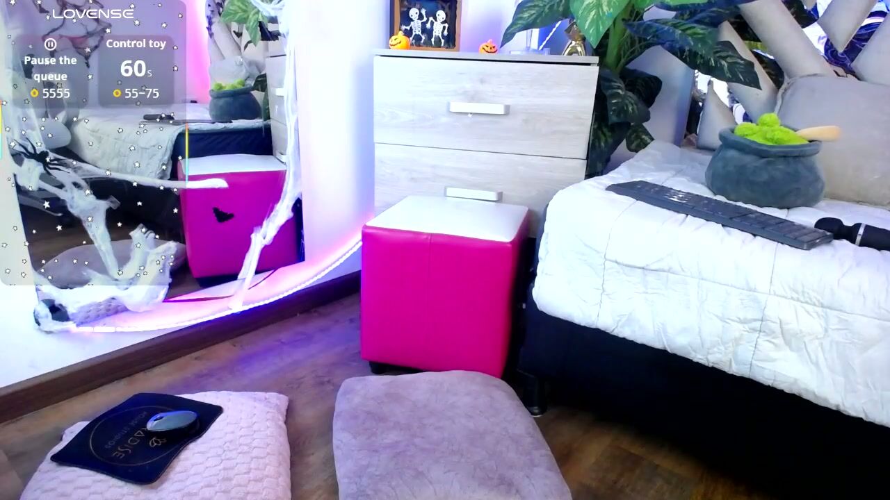 camille_halls porn cam video on webcam