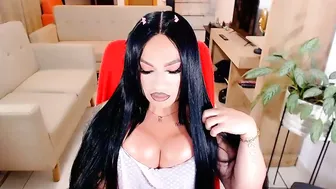 valentinaxqueen 14-Nov-25