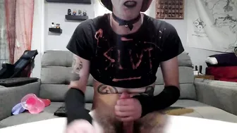 Sissyemmalauren slut - 11-14-2025