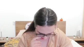 amiravyxen pussy webcam