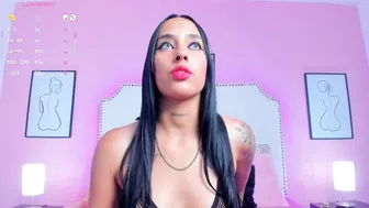 charlotte_kisss nude on cam on cam