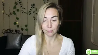 Ay_kiss_jully shy 14-Nov-2025