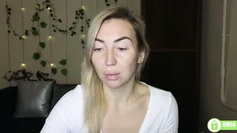 ay_kiss_jully recorded nude video 344583