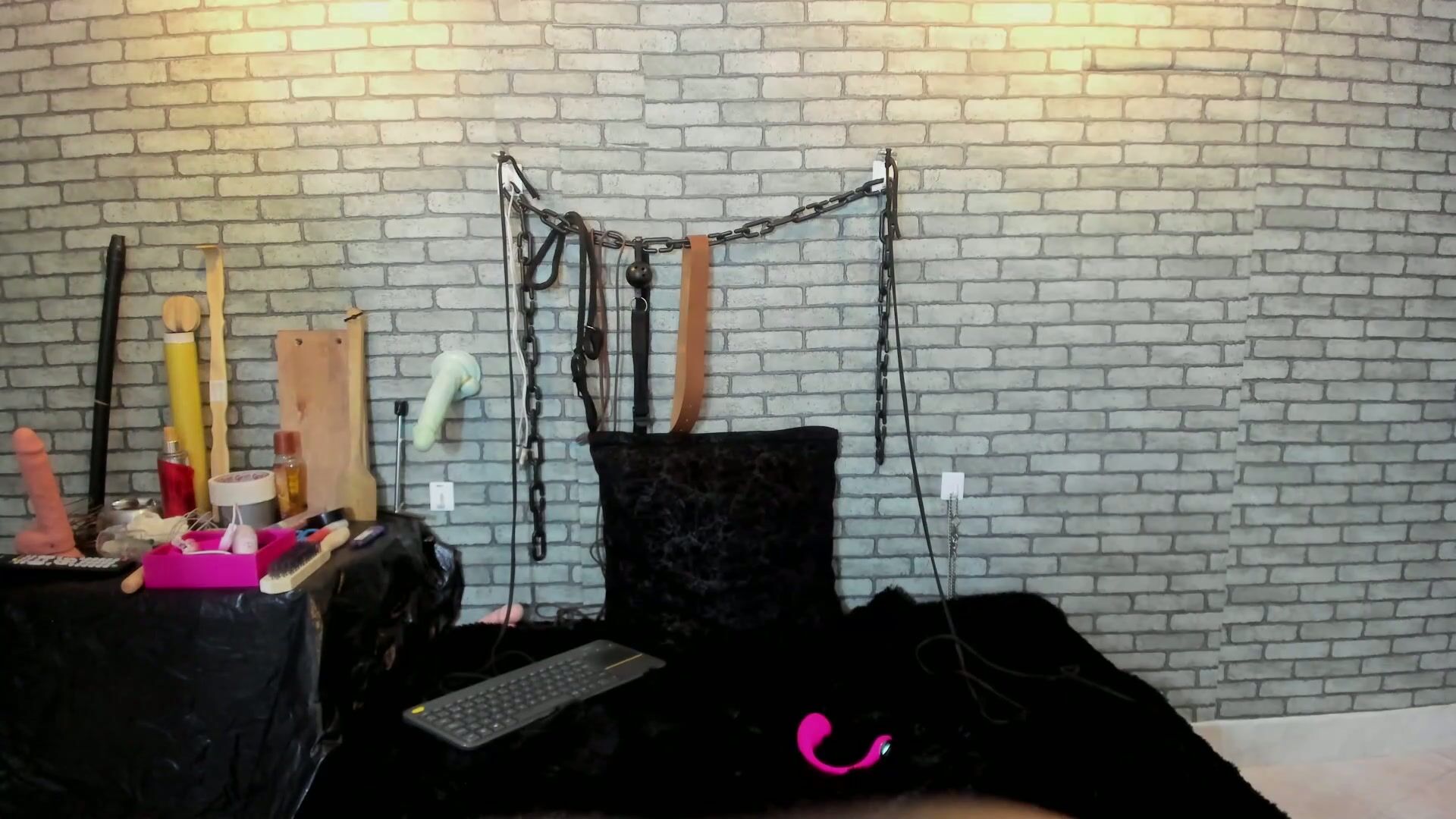 Bdsm_meduza premium porn xxx chat