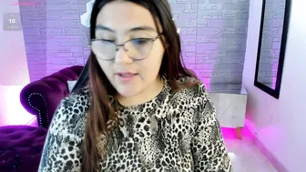 Diamondfox_m anal cam girl