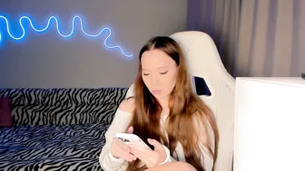 Neyrmina chat sex 14-Nov-25