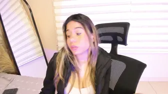 Rachell_criss hot - 11-14-2025