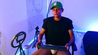 the_crack71 chat sex - (11/14/2025)