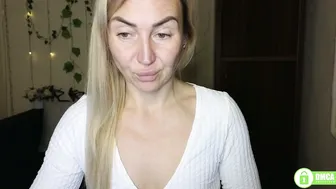 ay_kiss_jully recorded nude video 345749