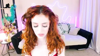 christinaconteeree dance webcam