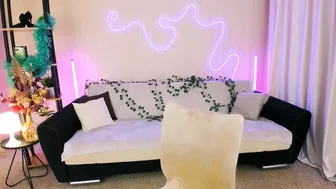 christinaconteeree dance webcam