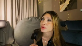 mollyyank nude cam show
