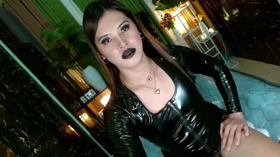 Queen_kendalx19 11/14/2025